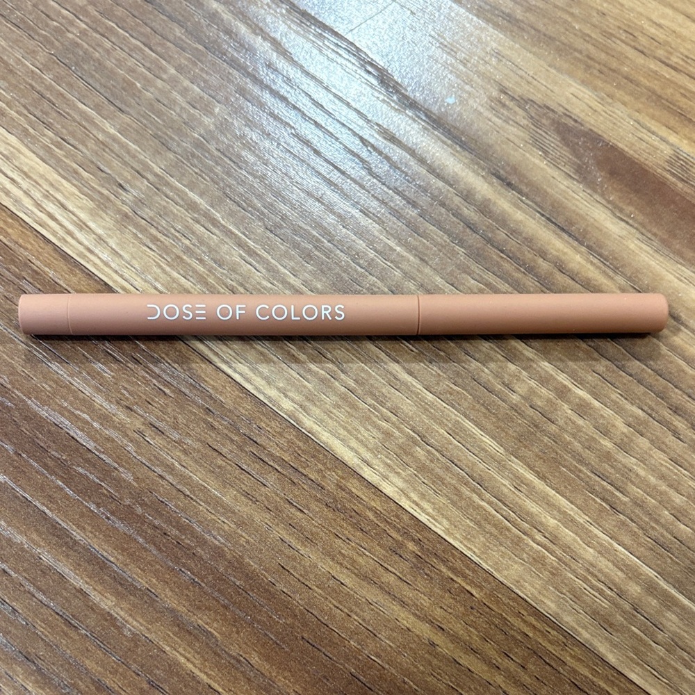 Dose of Colors Lip Liner in cashew layer